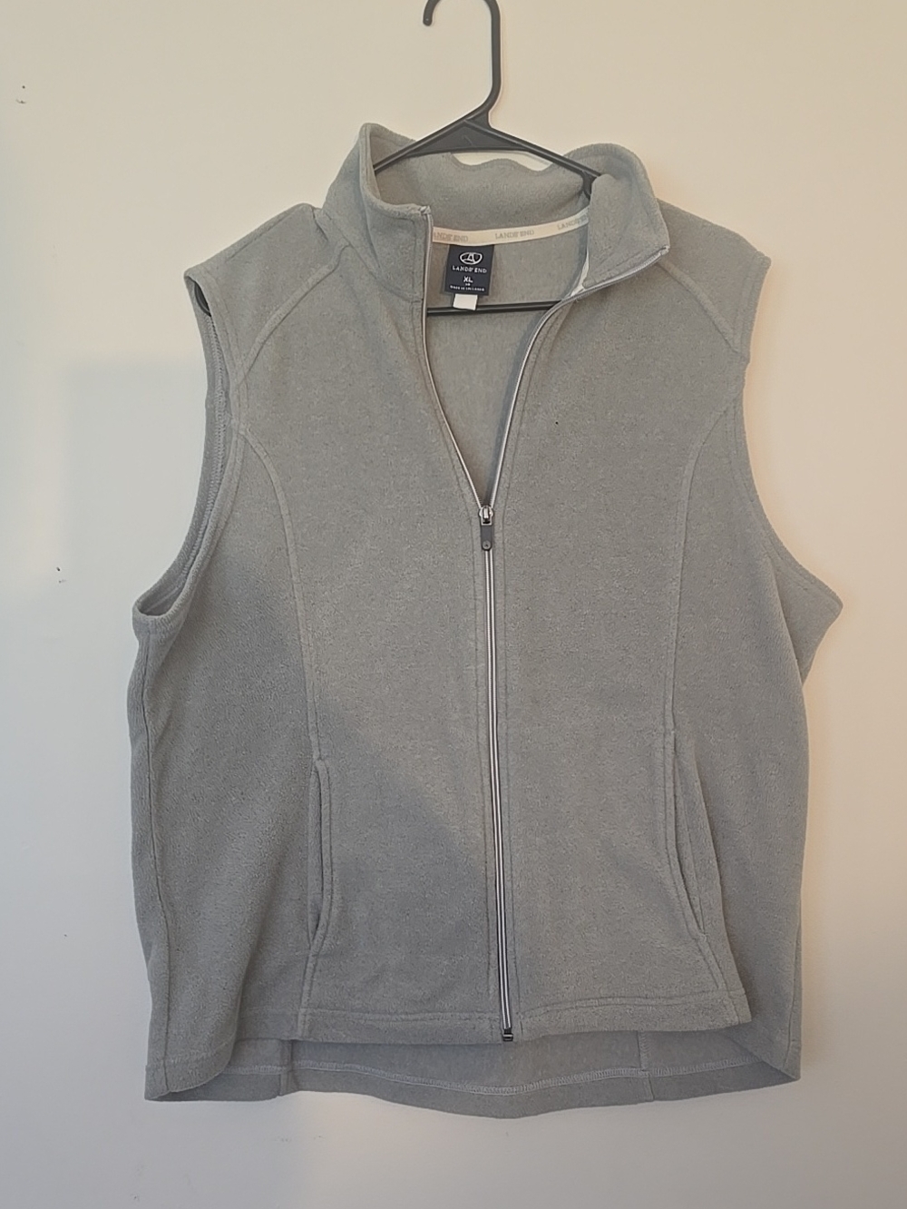 Lands' End Women's Light Gray Zip-Up Fleece Vest